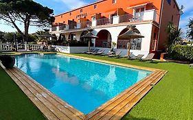 Hotel Athena